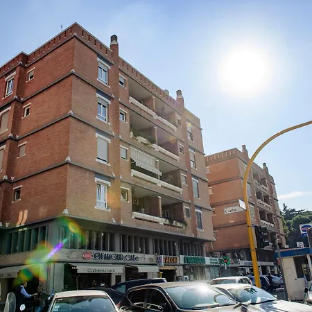 Sonny Capone Al Vaticano