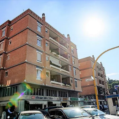 Sonny Capone Al Vaticano Roma